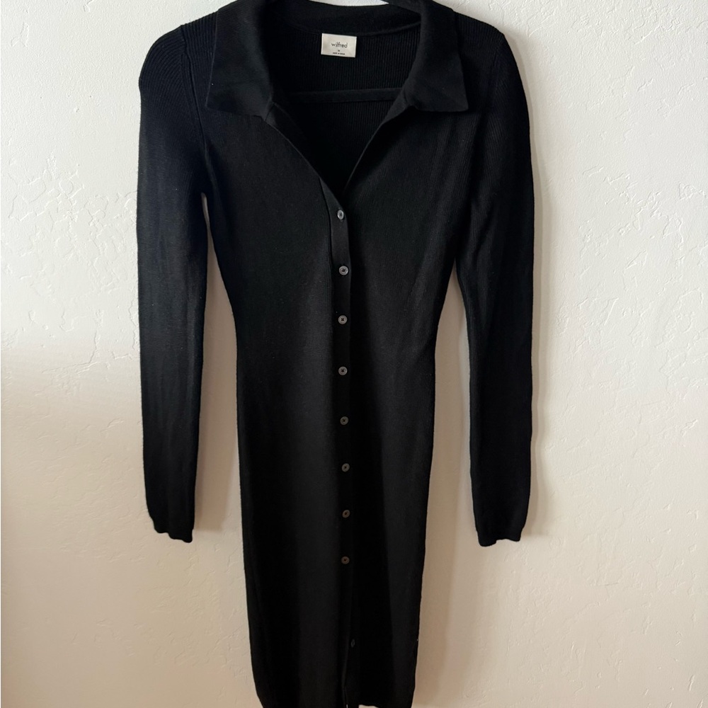 Wilfred Elegant Black Button-Up Dress